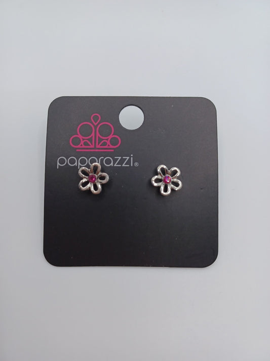 Dainty Flower Earrings w/ Pink Rhinestones
